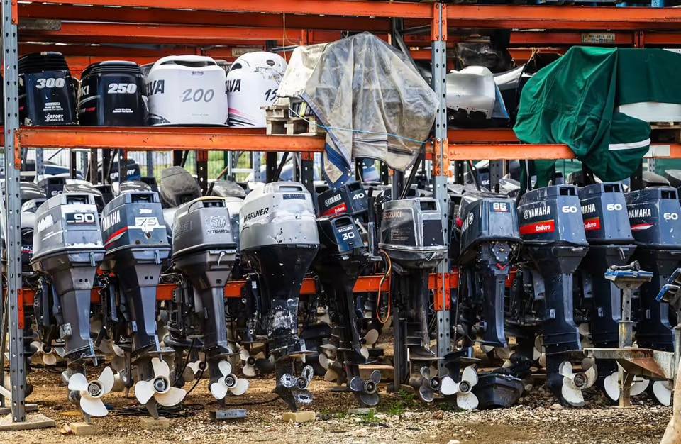 outboard motor for sale