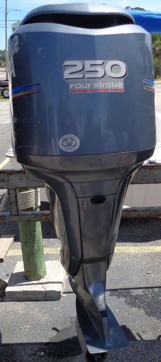 2012 Yamaha F225 225 HP 4-Stroke 25" Used Outboard Motor