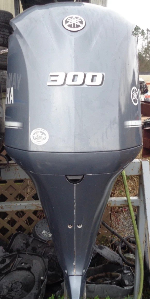 2019 Yamaha F300 300 HP 4-Stroke 25" Used Outboard Motor